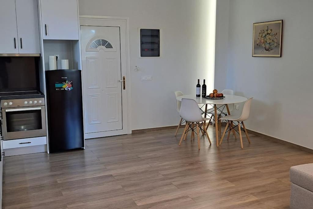 Anemonis Apartment Nafplio Bagian luar foto